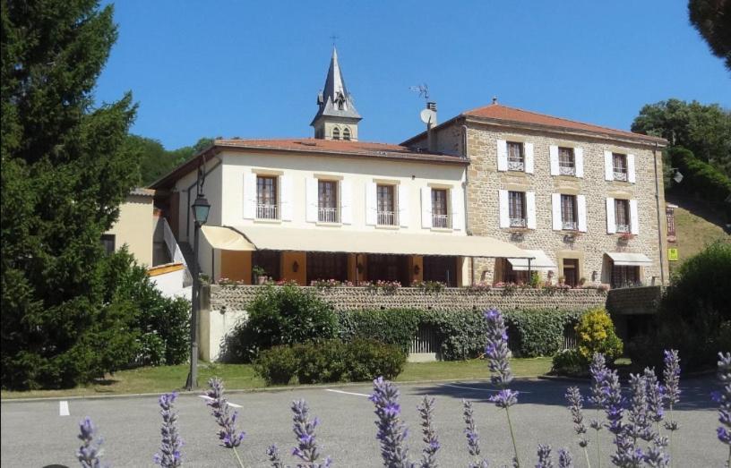 Logis Hôtel-Restaurant Le Relais Hauterives Exterior foto