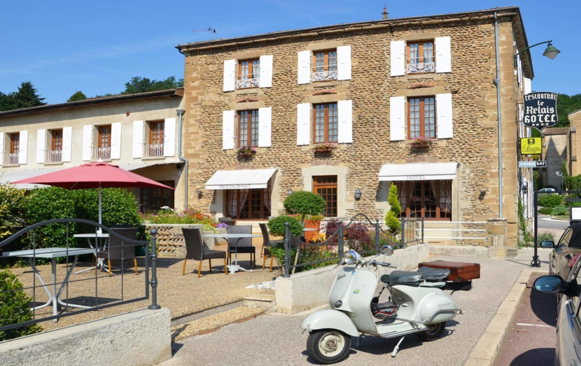 Logis Hôtel-Restaurant Le Relais Hauterives Exterior foto